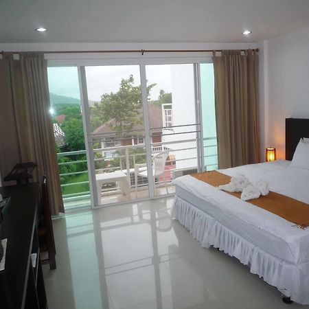 Baan Oui Phuket Guest House Nai Harn Dış mekan fotoğraf